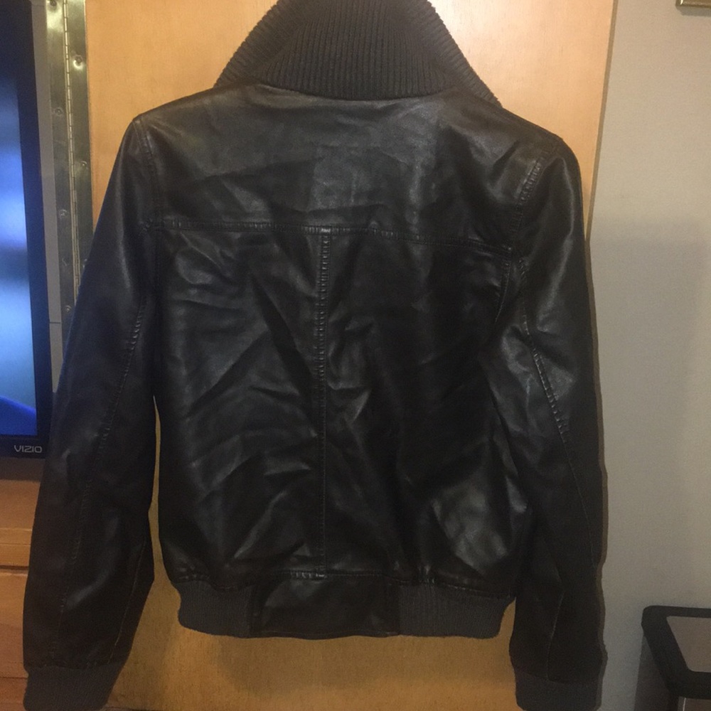 Cato Jacket - Picture 3 of 4